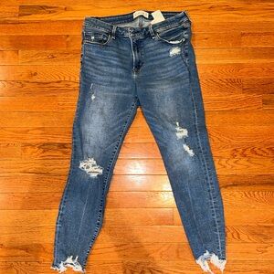 Abercrombie & Fitch mid rise super skinny ankle with distressing